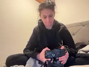 ClaireDeLunee webcam model stream image