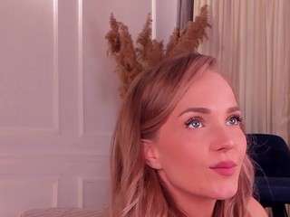 daintydell webcam model stream image