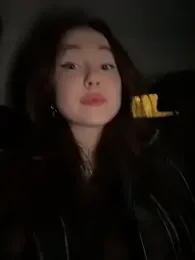 Peachy_Dream webcam model stream image