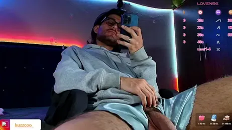 kuzzcoo webcam model stream image