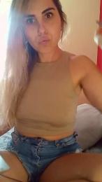 Emilyvuxa webcam cam4 model stream image