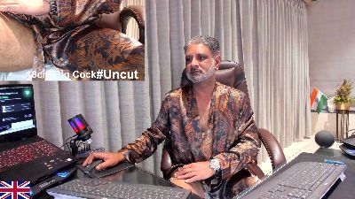 OnlineBossUK webcam model stream image