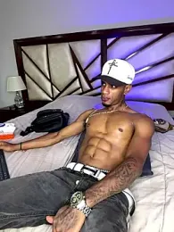 AaronCruz_ webcam stripchat model stream image