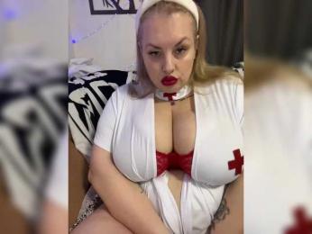 RobinLili webcam model stream image