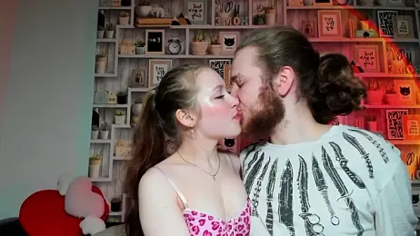 swiity_room_ webcam model stream image