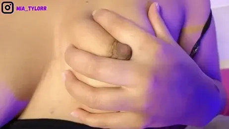 Mia_Tylor01 webcam model stream image