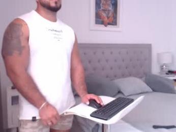 derek_group webcam model stream image