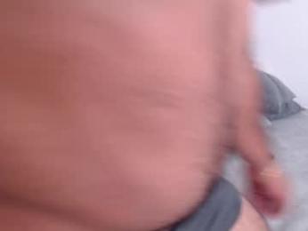 derek_group webcam model stream image