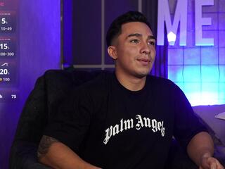 Ryan Hunt webcam model stream image