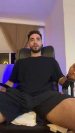 your_hero1 webcam model stream image