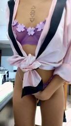 Caledoniax2 webcam model stream image