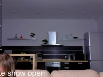 anika_heir webcam model stream image