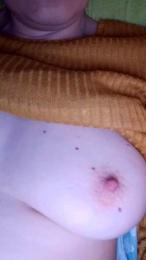 Nivea_82 webcam model stream image