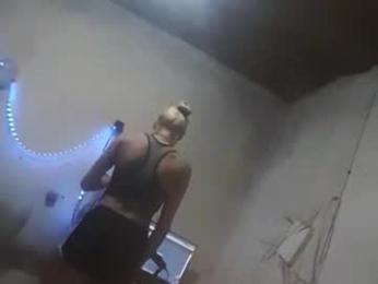 danycami1999960219 webcam model stream image