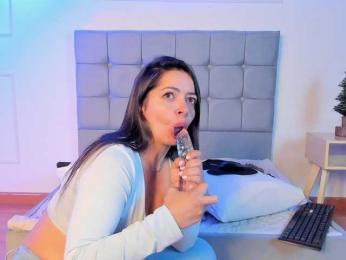 salo-funny webcam bongacams model stream image