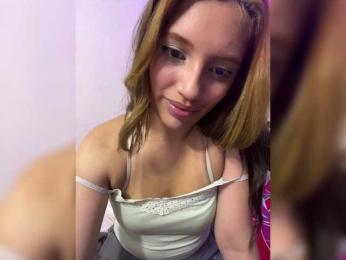 Milliexblu webcam bongacams model stream image