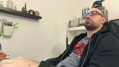 LoveBigTis webcam model stream image