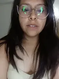 Rosyshadow webcam model stream image