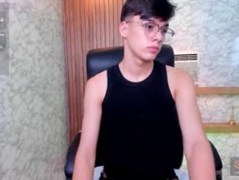 gerony_ webcam model stream image