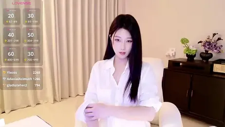 Lucky-baby webcam model stream image