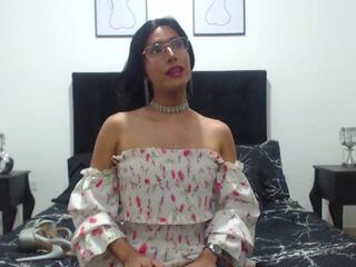 Fallon Roberts webcam model stream image