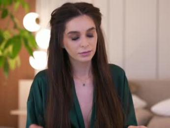 dovia webcam chaturbate model stream image