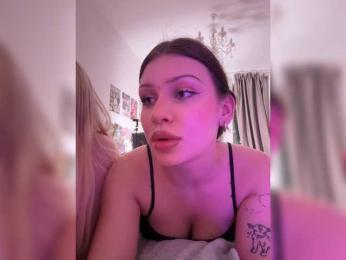 Iiiillllyyyy webcam model stream image