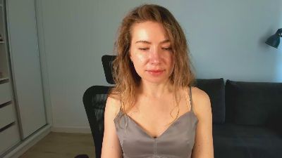 miax_desire webcam model stream image