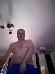 nudistu021 webcam model stream image