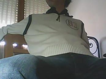 Moro_ra webcam model stream image