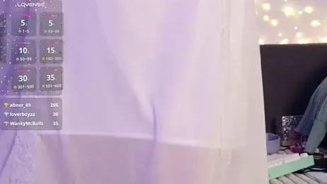 ValBae webcam model stream image