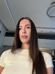 _Monic_ webcam model stream image