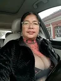 __valentina18 webcam stripchat model stream image