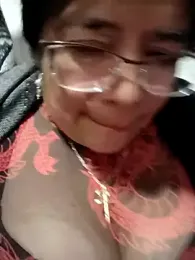 __valentina18 webcam model stream image