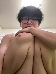 114514hlove webcam model stream image