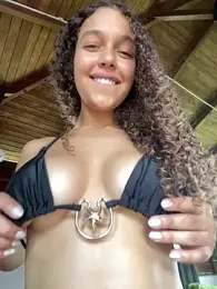 Rati_Curly webcam stripchat model stream image