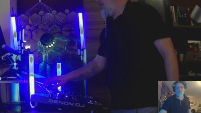 1st_omen webcam model stream image