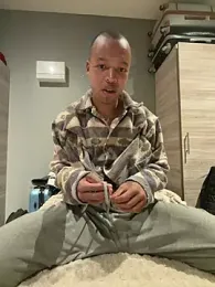 21CottonCandyClouds webcam model stream image