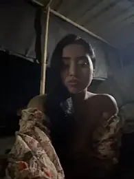 Valentinne_z webcam model stream image