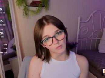 letoria_notley webcam chaturbate model stream image
