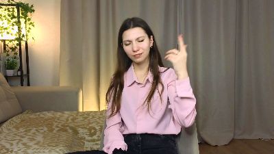SunniHokenson webcam model stream image