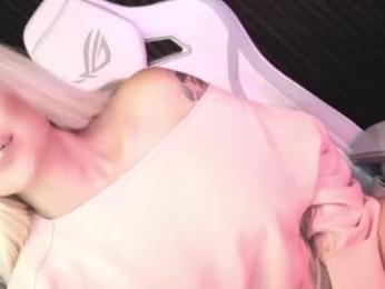 im_ur_nightmare webcam model stream image