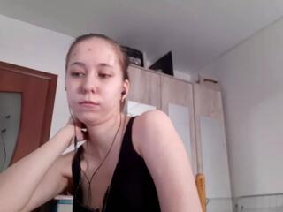 Lucina Agreste webcam model stream image