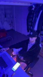 Plewus99 webcam model stream image