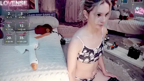 Careful_i_bite webcam stripchat model stream image