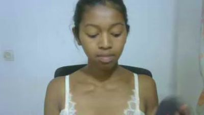 amichou5 webcam model stream image