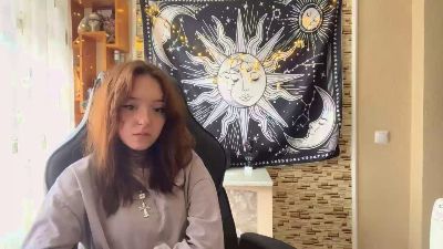 MelvinLum webcam model stream image