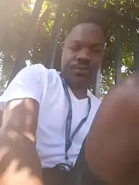 Petrossa webcam stripchat model stream image