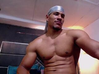 Teddy Fit webcam model stream image