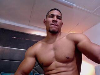 Teddy Fit webcam flirt4free model stream image